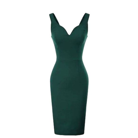 Charlotte Russe Dresses & Skirts - Charlotte Russe Emerald Green Bodycon Dress Medium